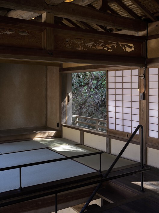 Transformasi Rumah Kayu Tradisional Jepang Annex Misumi 13