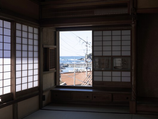 Transformasi Rumah Kayu Tradisional Jepang Annex Misumi 20