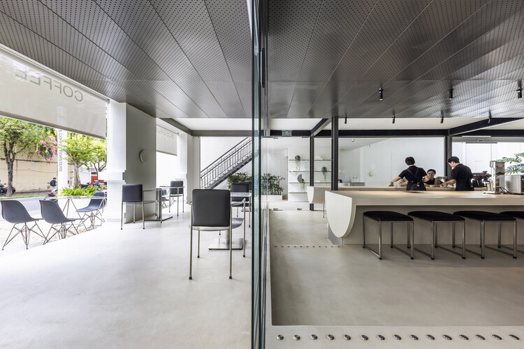 "Bosgaurus Coffee Roasters: Karya Arsitektur dan Desain dari NU" 6