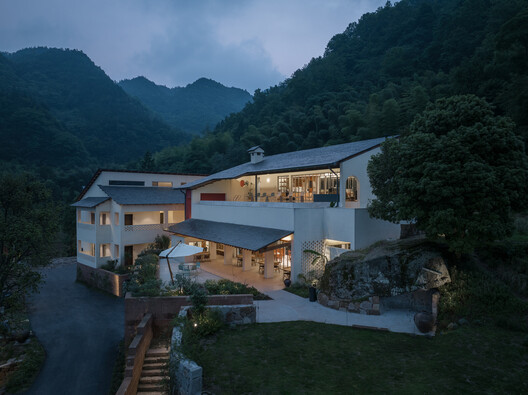 Misteri Villa yang Hilang di Simianshan, Chongqing: Karya Arsitek KONGKONG 14