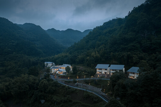Misteri Villa yang Hilang di Simianshan, Chongqing: Karya Arsitek KONGKONG 15
