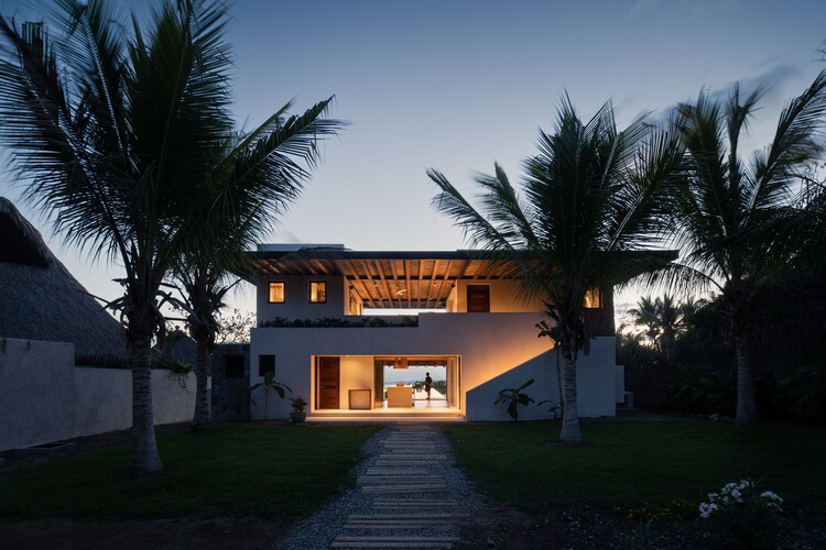 Indahnya Rumah Bukit Dengan Kolam Renang Villa Taloel di Meksiko 14