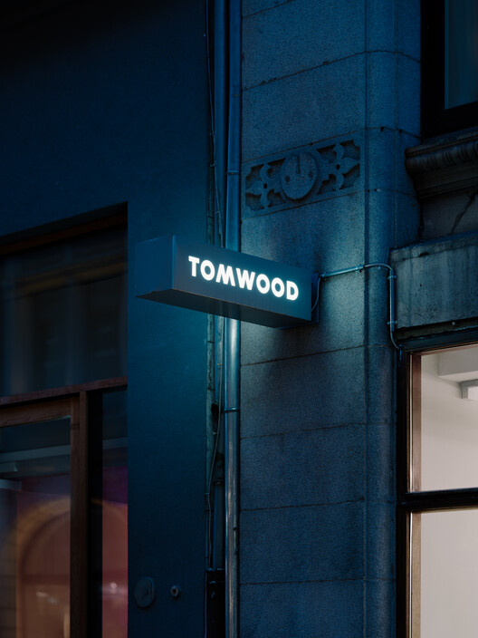 Desain Toko Perhiasan Tom Wood Meluncurkan Toko Utama di Oslo Konsep Spesifik Generik 12
