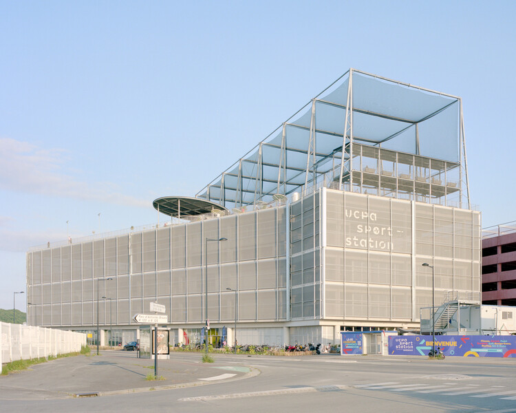 Stasiun Olahraga UCPA Bordeaux Brazza 1