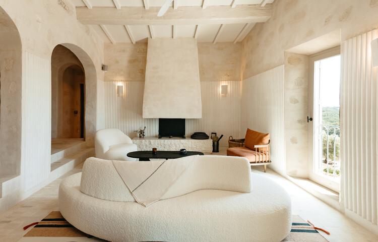 Hotel Mediteranian Son Blanc Spanyol Karya Atelier du Pont: Sebuah Tinjauan Mendalam 6
