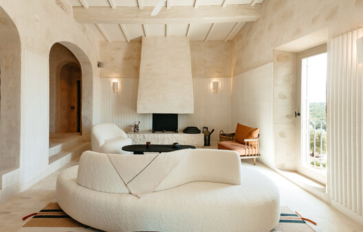 Hotel Mediteranian Son Blanc Spanyol Karya Atelier du Pont: Sebuah Tinjauan Mendalam 16