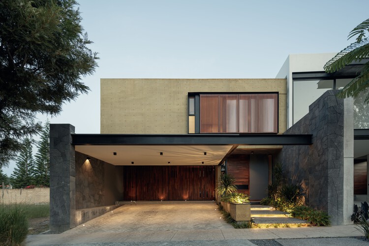 Rumah Tropical Modern Zibu Oleh Arsitek Di Frenna 2