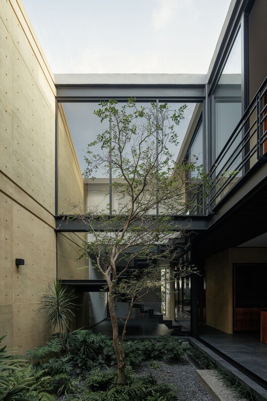 Rumah Tropical Modern Zibu Oleh Arsitek Di Frenna 9