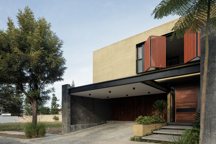 Rumah Tropical Modern Zibu Oleh Arsitek Di Frenna 15