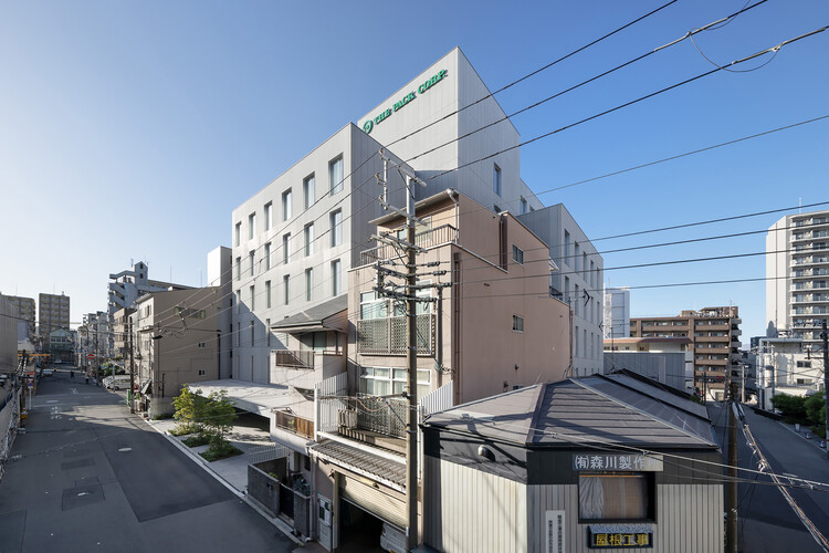 Desain Arsitektur Kantor Pusat Pack Corporation di Jepang 1