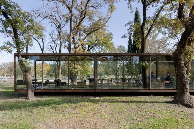 Desain Paviliun Taman Parque de Mayo Karya Arsitektur Bernardo Rosello 4