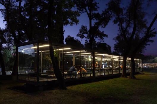 Desain Paviliun Taman Parque de Mayo Karya Arsitektur Bernardo Rosello 25