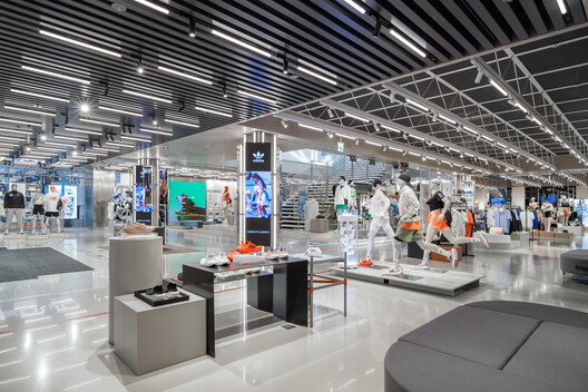 Various Associates Luncurkan Toko Utama Adidas di Seoul, Asia Pasifik 10