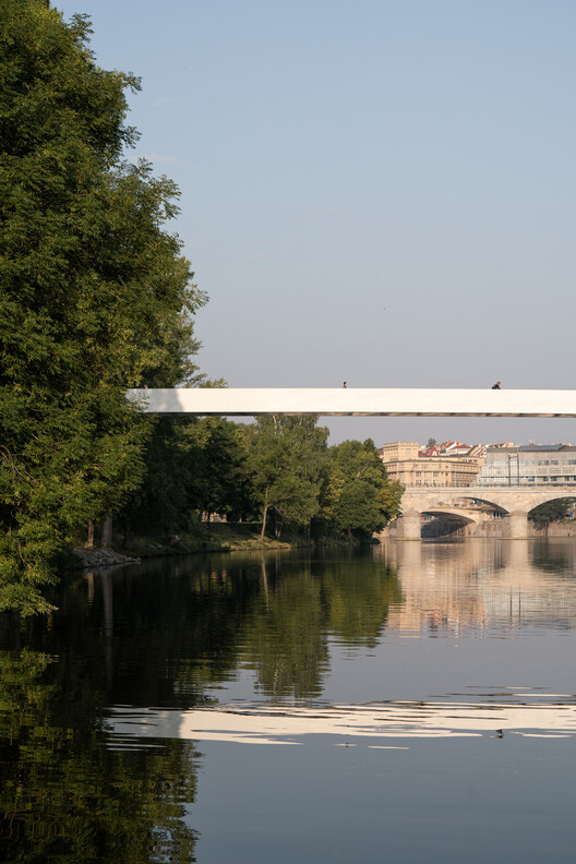 Keindahan Jembatan Stvanice di Praha 18