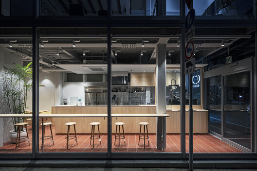 Kafe Tototo & Susu Kedelai Oleh Desain Arsitektur & Interior Tenhachi 16