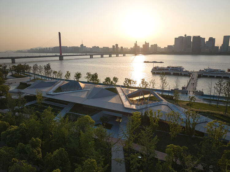 Transformasi Sungai Hangzhou Menjadi Taman Asian Games Sanqiao oleh Studio Desain Asli TJAD 13