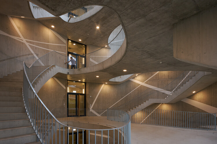 Arsitek Kampus Utama SIP oleh Herzog & de Meuron 12