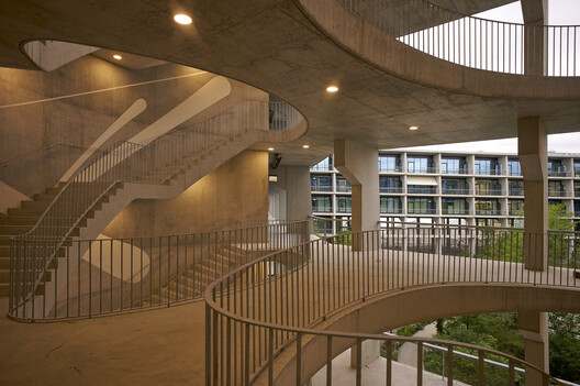 Arsitek Kampus Utama SIP oleh Herzog & de Meuron 14