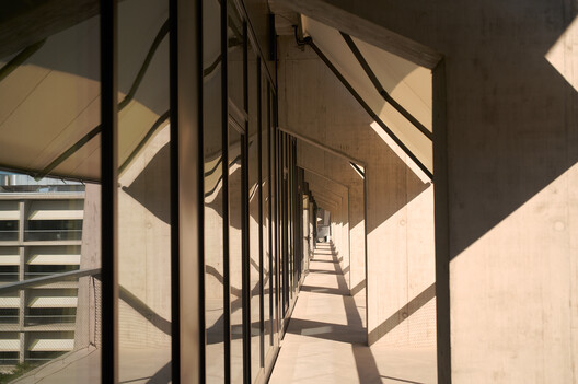 Arsitek Kampus Utama SIP oleh Herzog & de Meuron 28