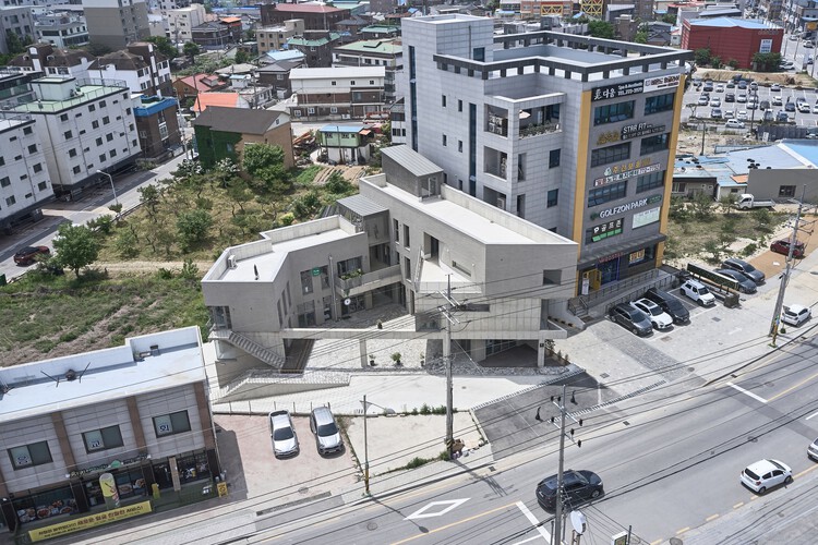 Merancang Mother Garden Center: Karya dari Todot Arsitek dan Mitra Korea