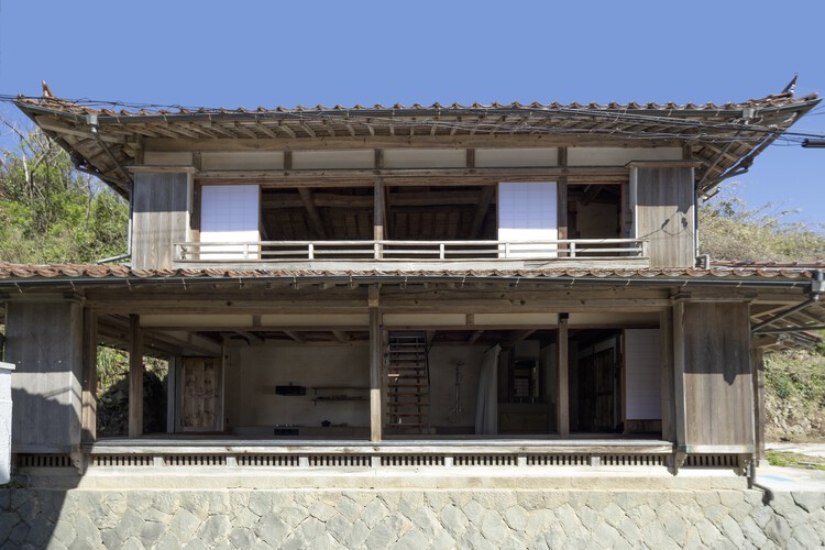Transformasi Rumah Kayu Tradisional Jepang Annex Misumi